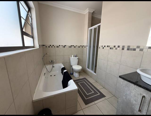 3 BEDROOM TOWNHOUSE FOR SALE IN WATERVAL EAST